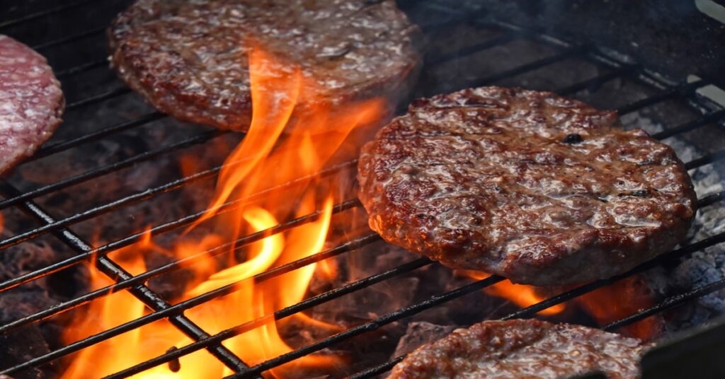 5 tips for cooking the perfect juicy hamburger