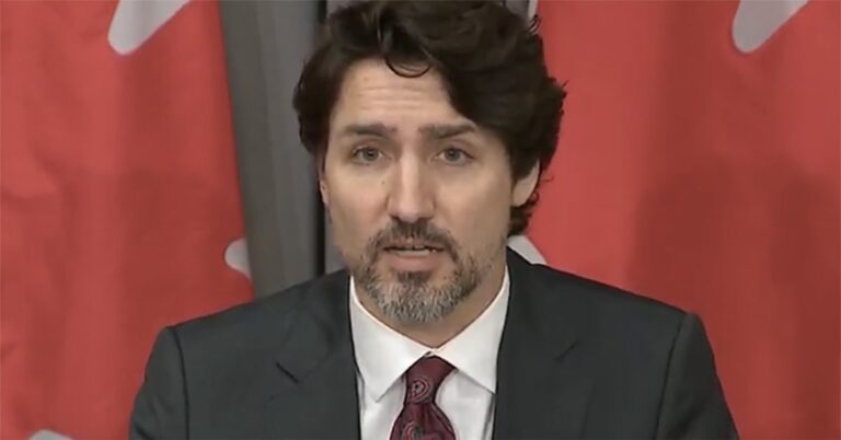 Trudeau announces Canadian ban on military assault-style firearms