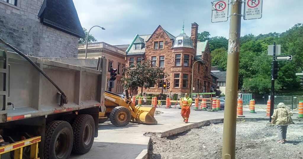 Montreals Detour City