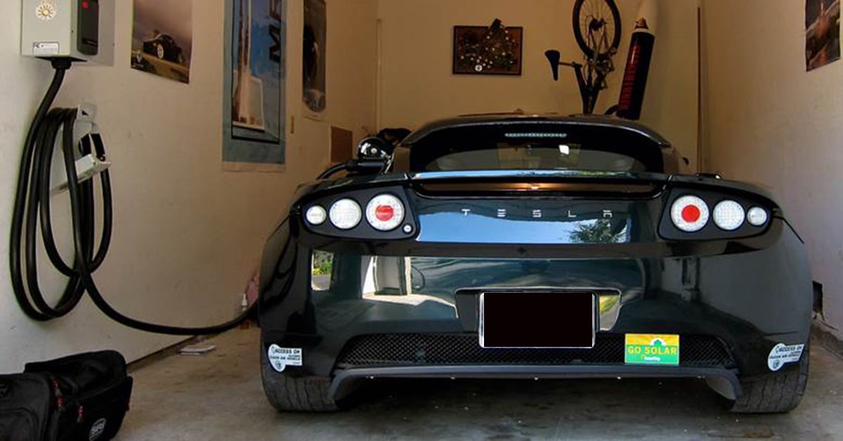 City of Dorval first to offer assistance for residential charging stations