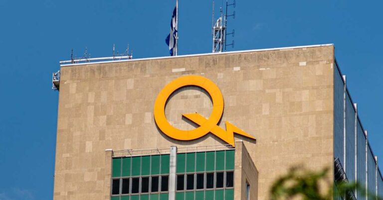 Hydro-Quebec refunds coming but so is Christmas