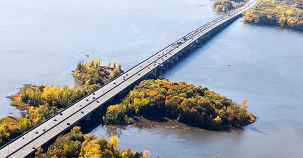 Quebec reveals updated plans for new Ile-Aux-Tourtes Bridge