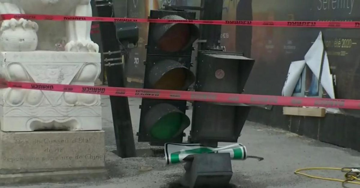 Huge sinkhole in Chinatown closes part of Saint-Laurent Boulevard