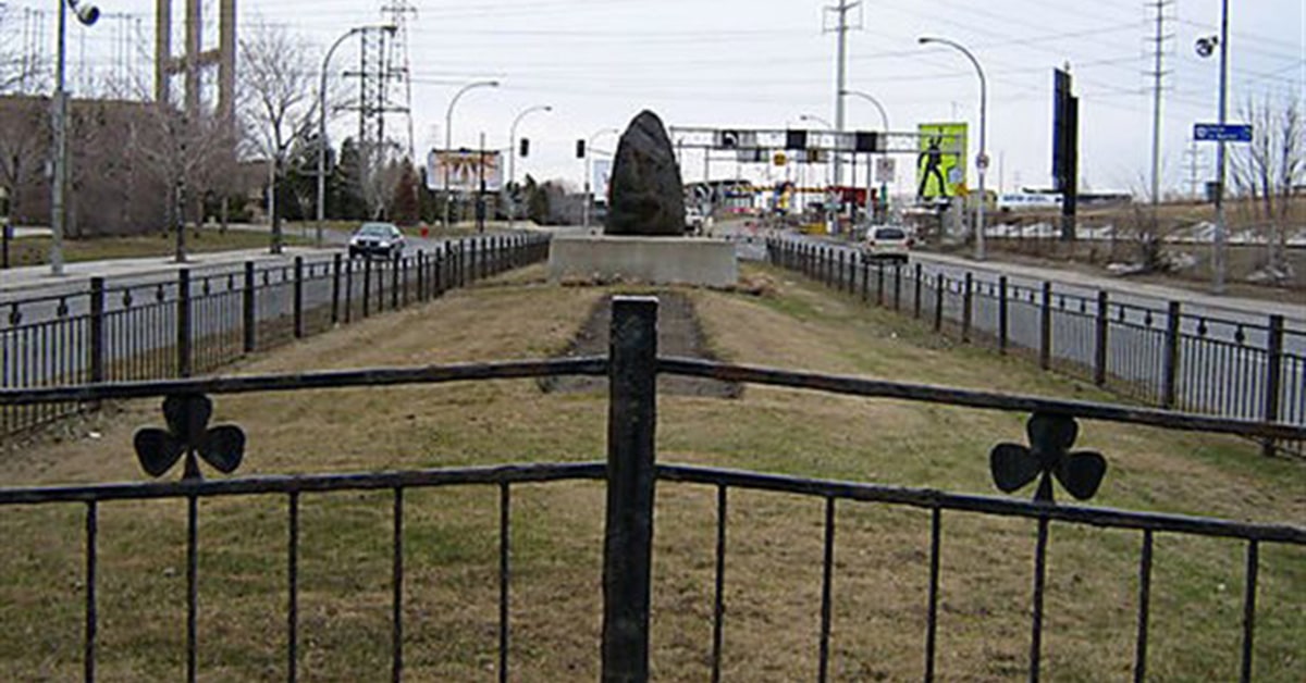 Montreal’s Irish Black Rock to be commemorated before REM work