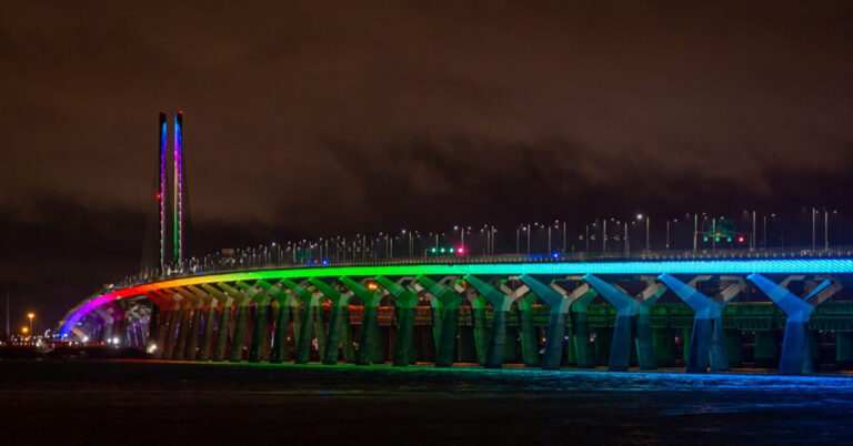 Champlain Bridge rainbow lighting on Sundays in October