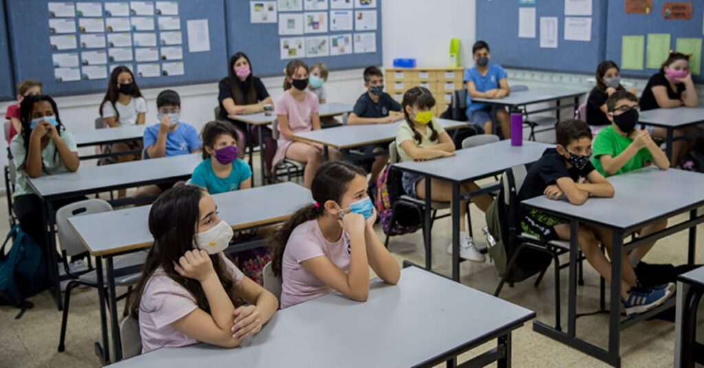 Quebec's updated back to school plan