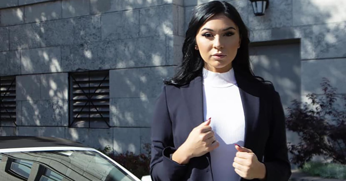 GOSS Power Suit for women