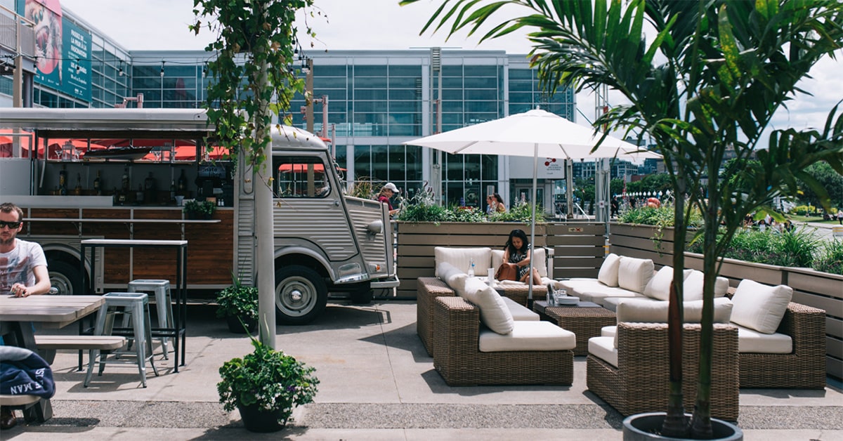 Montreal restaurants open