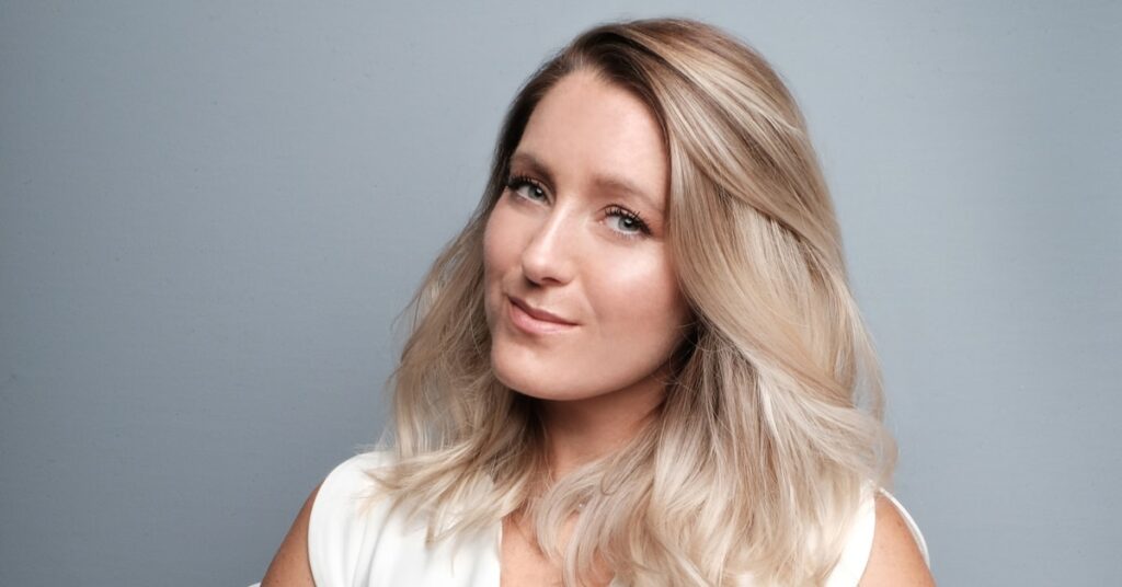 Montrealer Samantha Kris takes the stage at Fearless Womenâ€™s Summit
