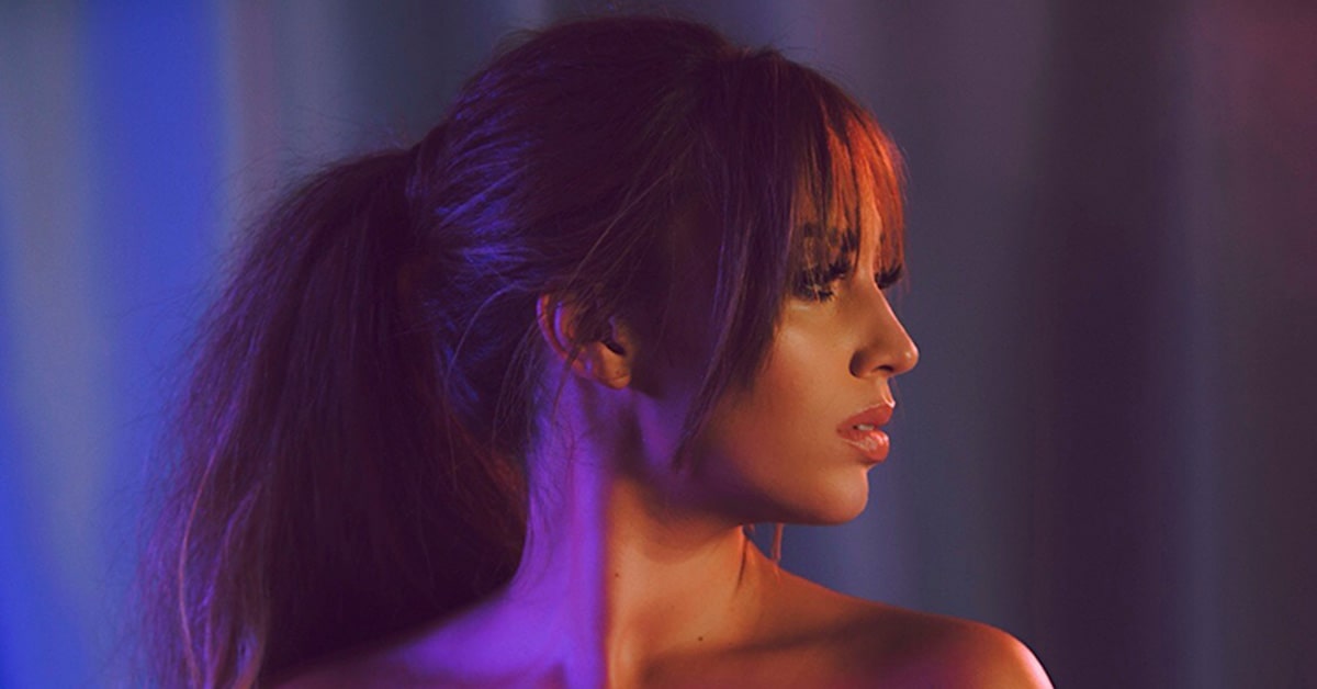 Alina Baraz in Montreal at Corona Theatre (video)