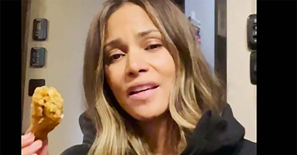 Halle Berry names Cunningham's Pub best chicken wings