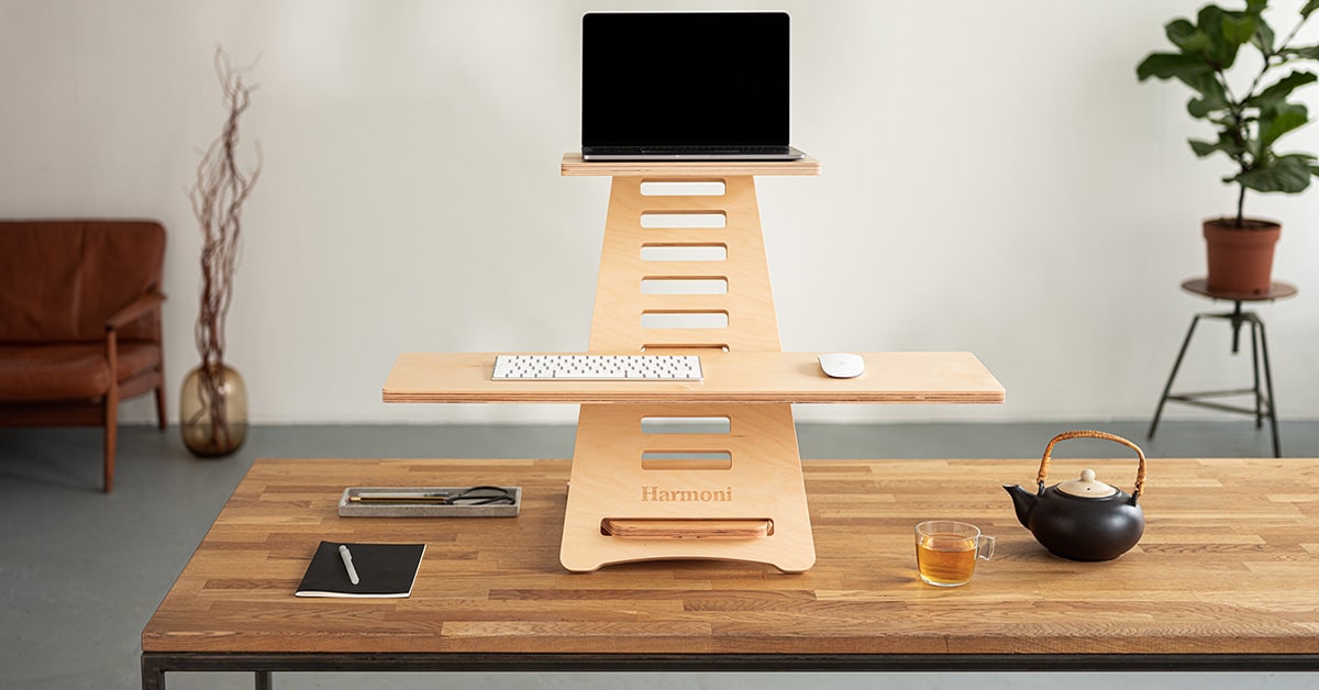 Harmoni standing desks