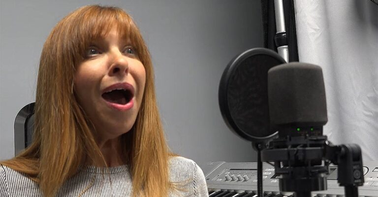 Joy Chapman lowest female vocal note