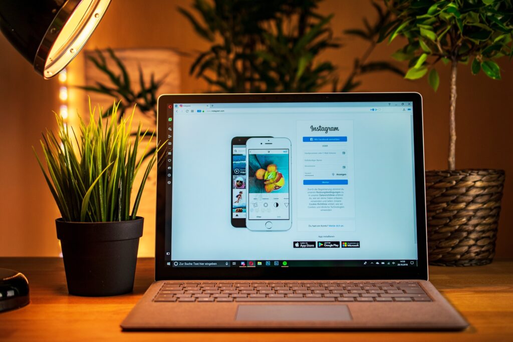 Instagram captions and line breaking in Canada