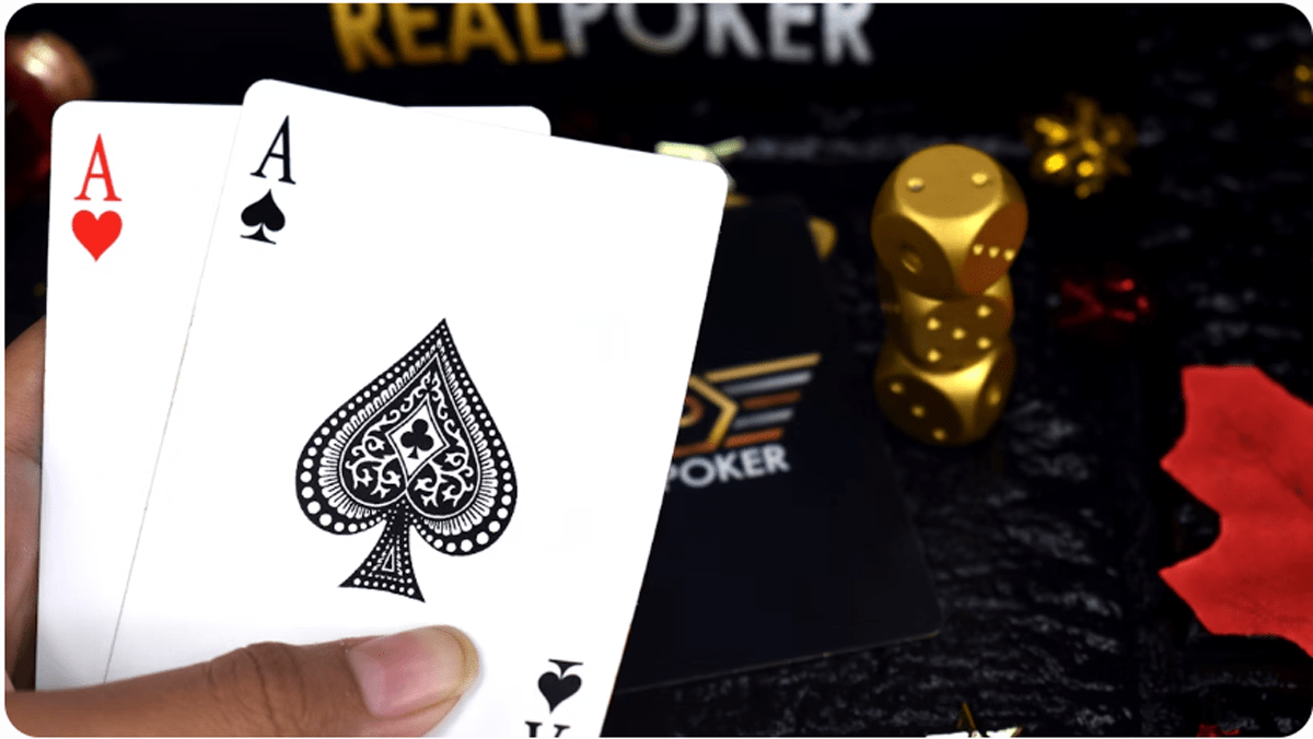 How poker clubs can build community