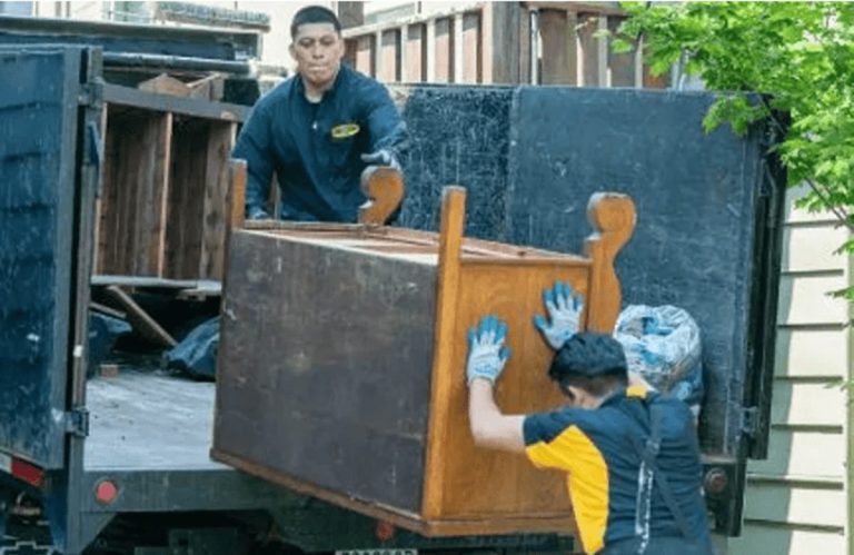 Junk removal in Montreal