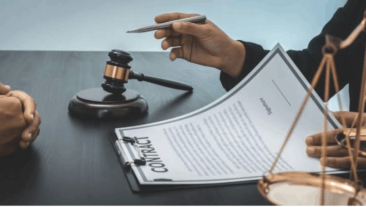 When to Call an Employment Lawyer in Quebec (Before You Sign Anything)