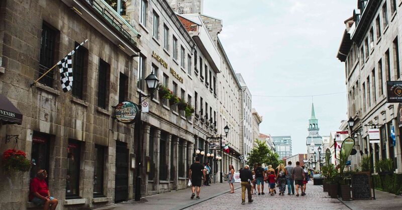 Quebec open or closed